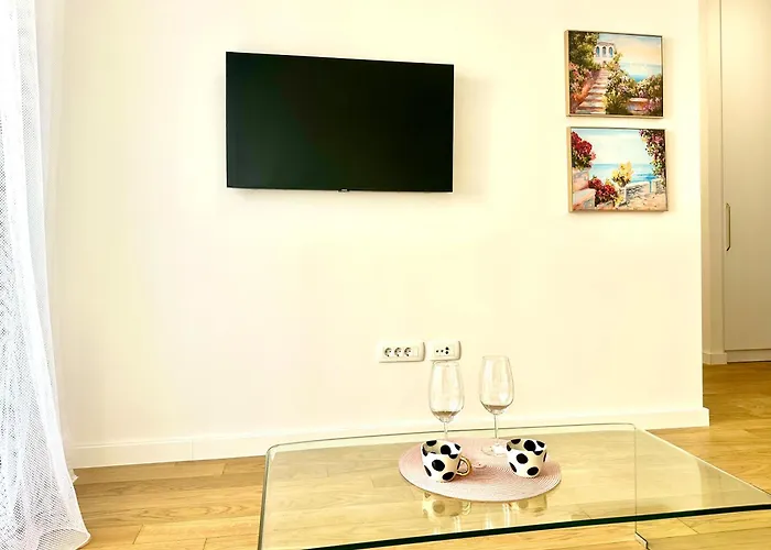 Apartmán Sofi - Modern With Private Garage Split