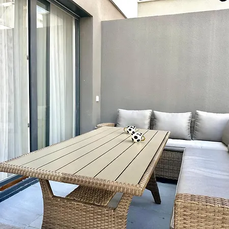 Sofi - Modern With Private Garage Apartamento Split